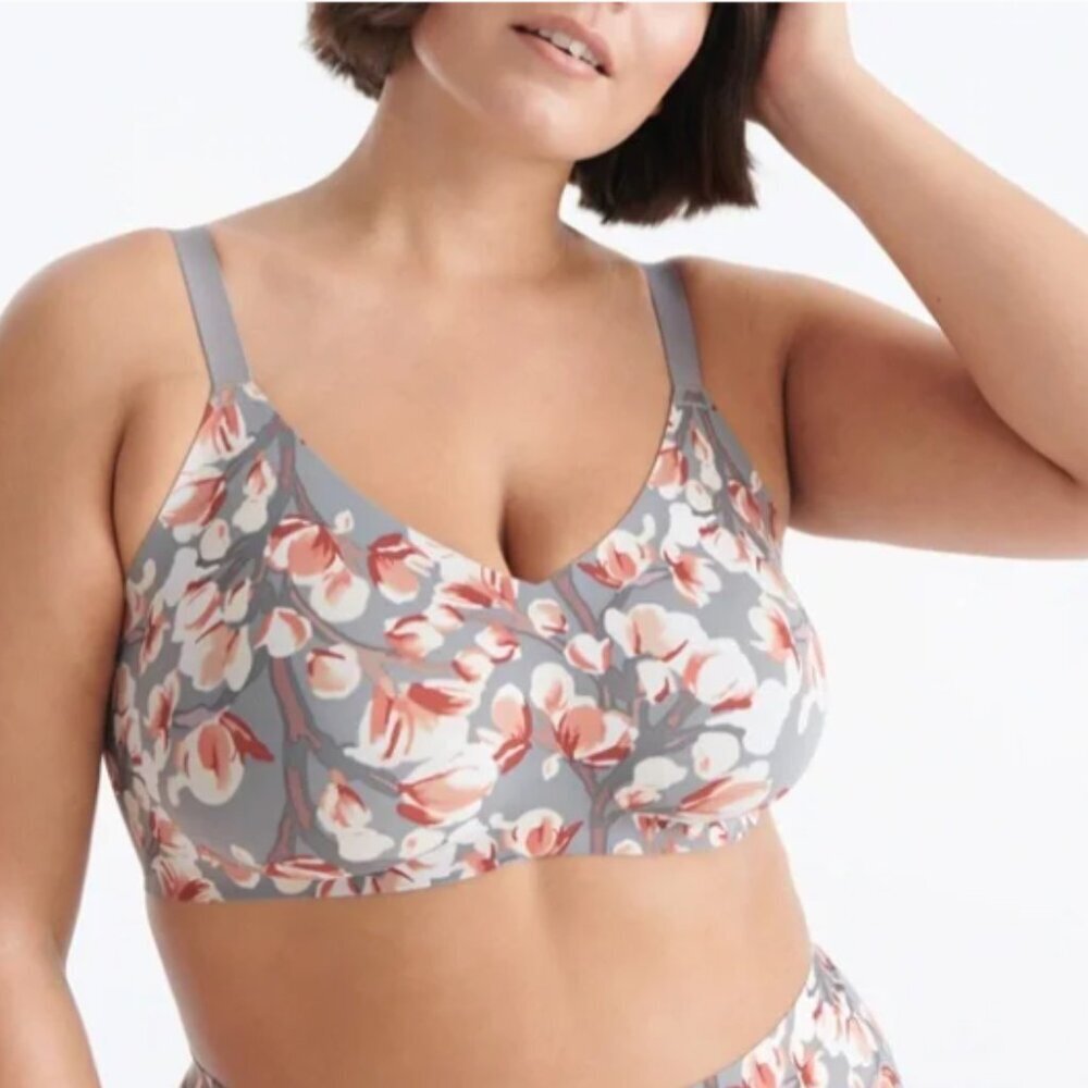 KNIX V Thin Strap Bra, size 2 *limited edition colour Winter Gardenia*